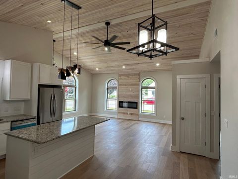 Tiny photo for 111 S Fremont Street, Peru, IN 46970 (MLS # 202630097)