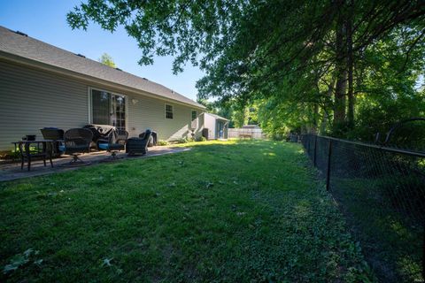 Tiny photo for 510 Riecken Drive, Evansville, IN 47711 (MLS # 202618508)