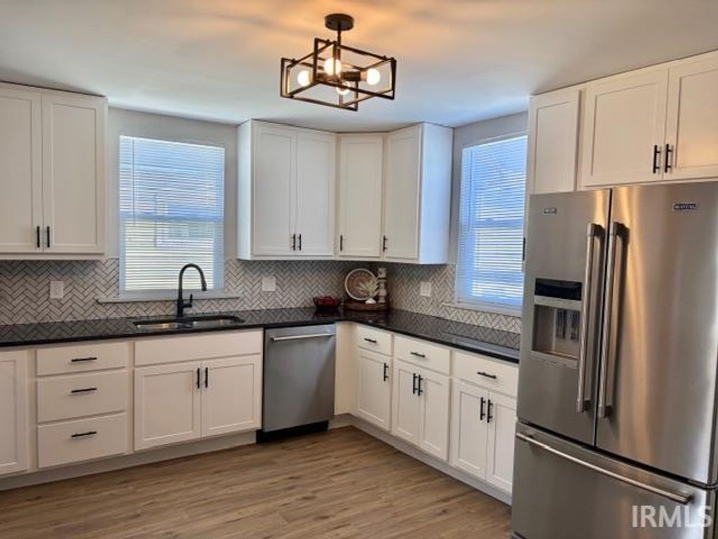 Photo of 522 E Main Street, Peru, IN 46970 (MLS # 202548395)