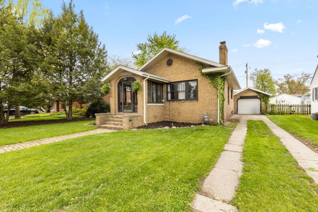 Photo of 1210 Strong Avenue, Elkhart, IN 46514 (MLS # 202616920)