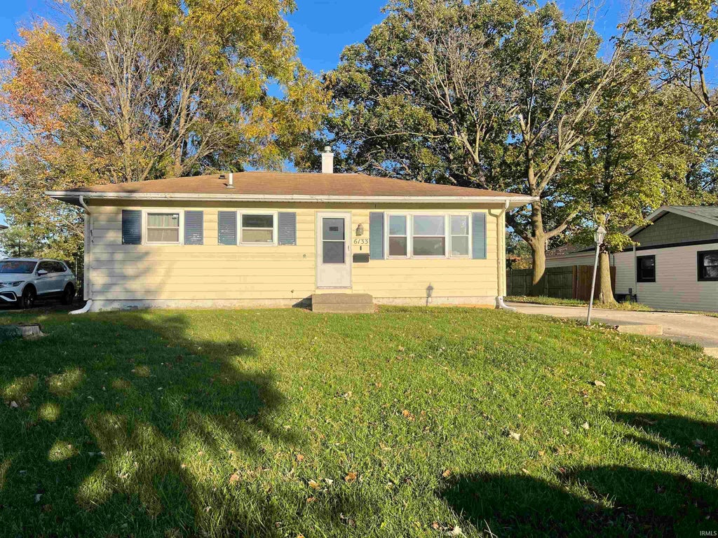 Photo of 6133 Kent Road, Fort Wayne, IN 46816 (MLS # 202644577)