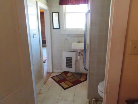 Tiny photo for 5716 N 400 East, Peru, IN 46970 (MLS # 202640901)