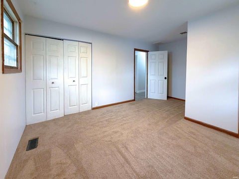 Tiny photo for 1901 GENTILLY Court, Kokomo, IN 46902 (MLS # 202642602)