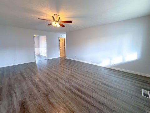 Tiny photo for 1901 GENTILLY Court, Kokomo, IN 46902 (MLS # 202642602)