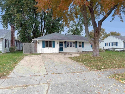 Tiny photo for 1901 GENTILLY Court, Kokomo, IN 46902 (MLS # 202642602)
