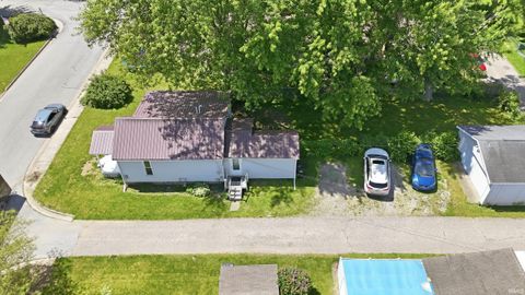 Tiny photo for 449 Olive Street, Cromwell, IN 46732 (MLS # 202626669)