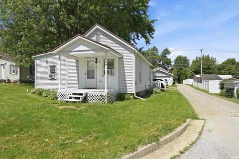 Tiny photo for 449 Olive Street, Cromwell, IN 46732 (MLS # 202626669)
