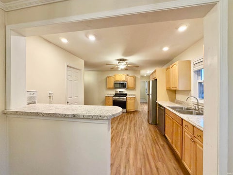 Tiny photo for 1319 SE Riverside Drive, Evansville, IN 47713 (MLS # 202642114)