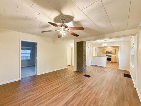 Tiny photo for 1319 SE Riverside Drive, Evansville, IN 47713 (MLS # 202642114)