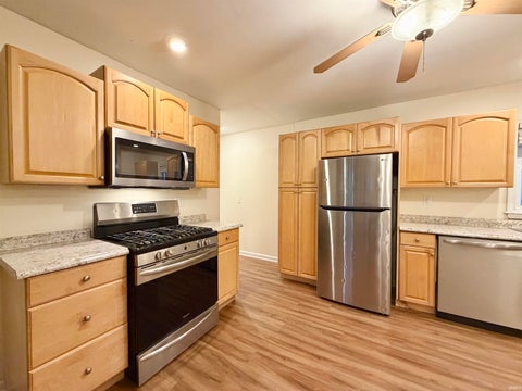 Tiny photo for 1319 SE Riverside Drive, Evansville, IN 47713 (MLS # 202642114)