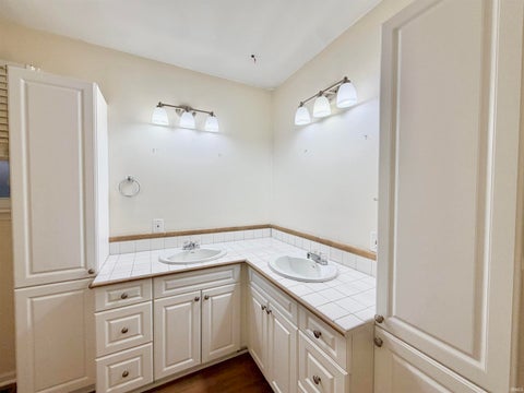 Tiny photo for 1319 SE Riverside Drive, Evansville, IN 47713 (MLS # 202642114)