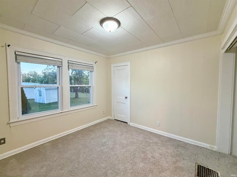 Tiny photo for 1319 SE Riverside Drive, Evansville, IN 47713 (MLS # 202642114)