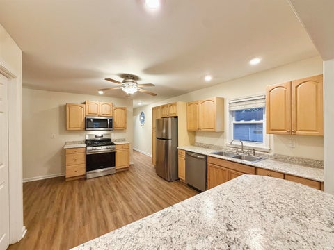 Tiny photo for 1319 SE Riverside Drive, Evansville, IN 47713 (MLS # 202642114)