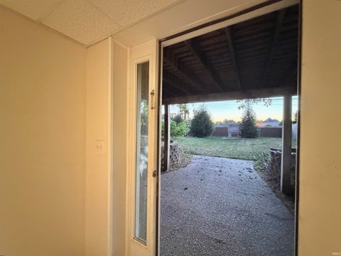 Tiny photo for 1319 SE Riverside Drive, Evansville, IN 47713 (MLS # 202642114)