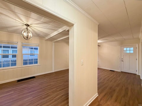 Tiny photo for 1319 SE Riverside Drive, Evansville, IN 47713 (MLS # 202642114)