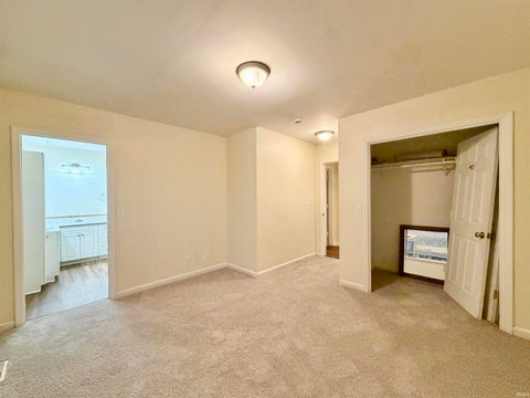 Tiny photo for 1319 SE Riverside Drive, Evansville, IN 47713 (MLS # 202642114)