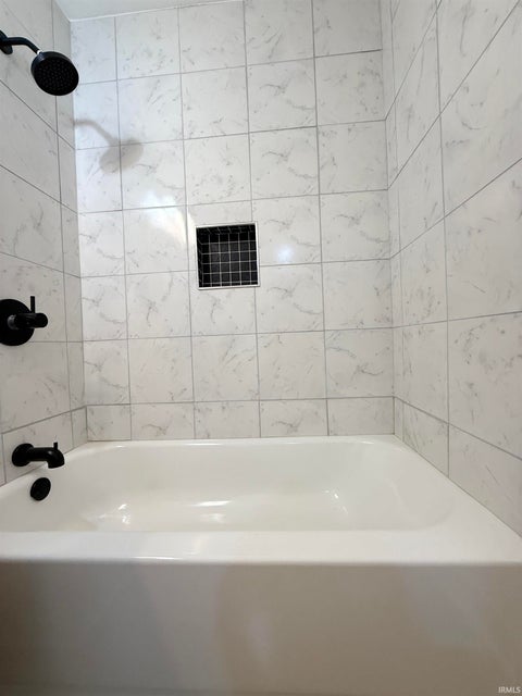 Tiny photo for 3011 S Koldyke Drive, Marion, IN 46953 (MLS # 202633099)