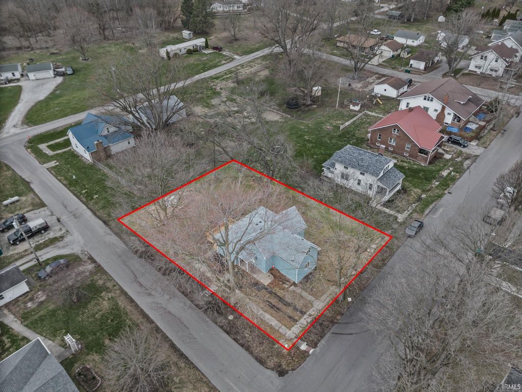 Photo of 300 N Oakland Street, Colfax, IN 46035 (MLS # 202610945)