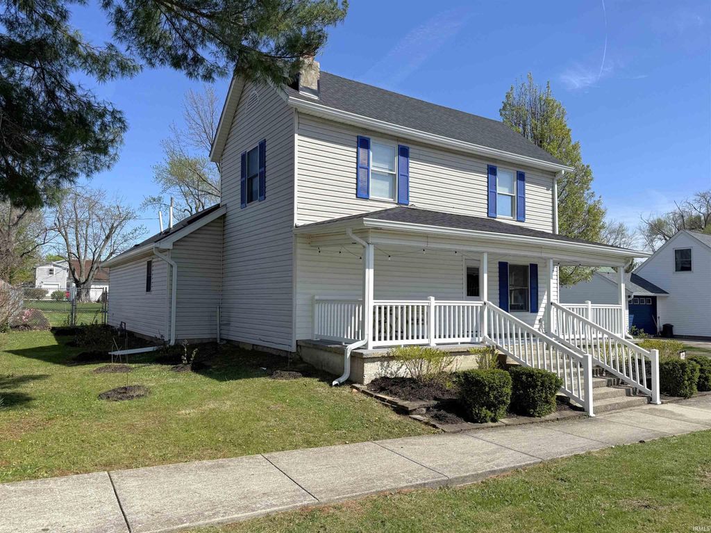 Photo of 321 N Washington Street, Ladoga, IN 47954 (MLS # 202612164)