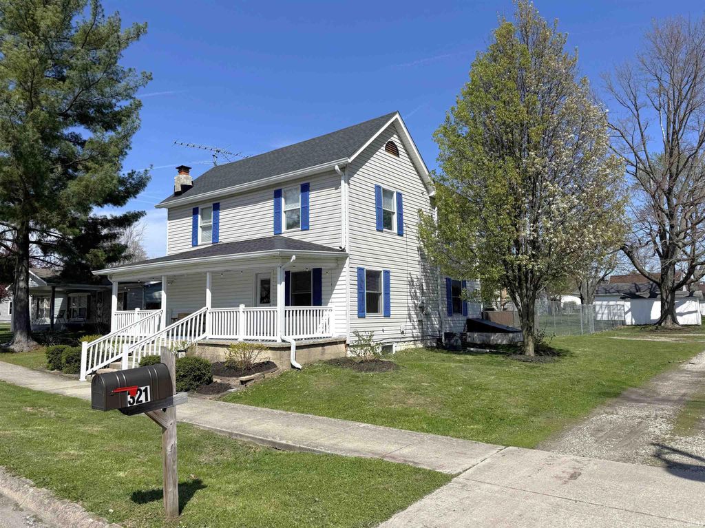 Photo of 321 N Washington Street, Ladoga, IN 47954 (MLS # 202612164)