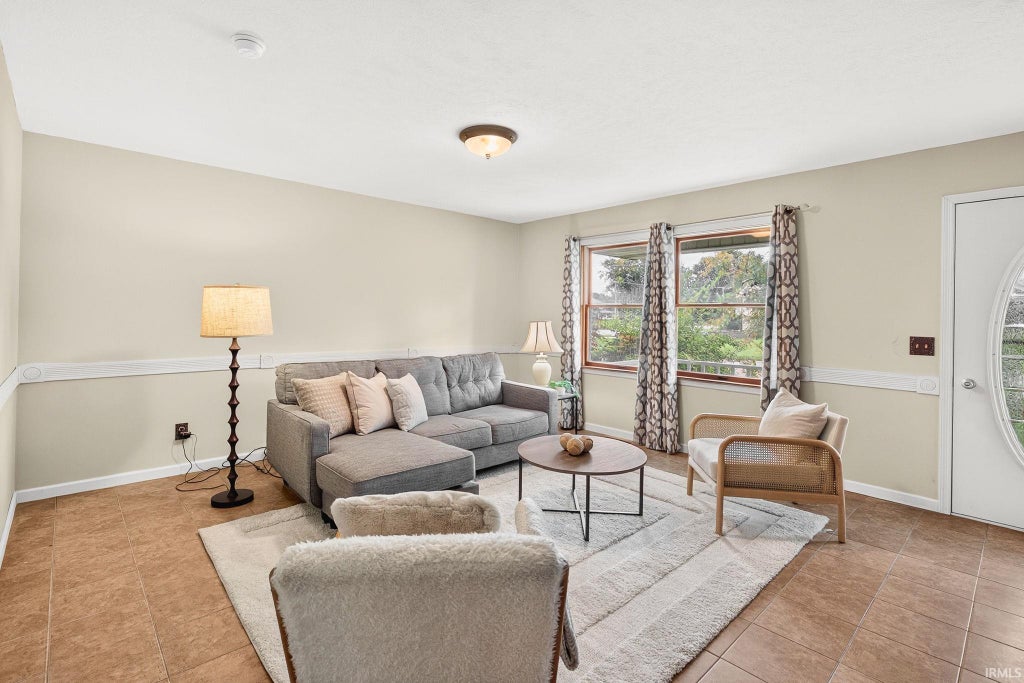 Photo of 2600 Huffman Street, Winona Lake, IN 46590 (MLS # 202643370)