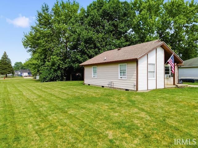 Photo of 616 S 10th Street, Gas City, IN 46933 (MLS # 202630538)