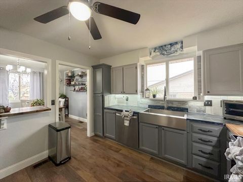 Tiny photo for 3201 S ALBRIGHT Road, Kokomo, IN 46902 (MLS # 202547361)