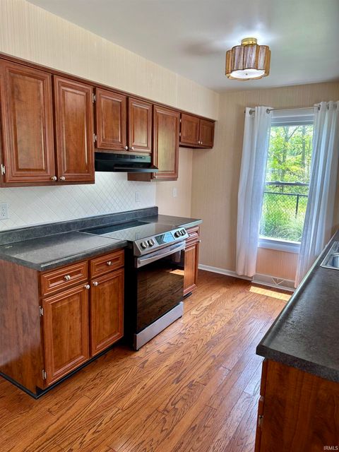 Tiny photo for 1021 N Brentwood Lane, Muncie, IN 47304 (MLS # 202618470)