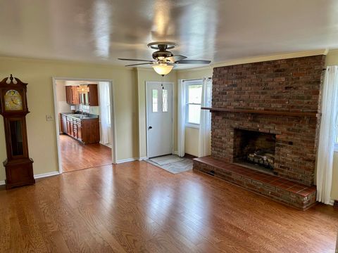 Tiny photo for 1021 N Brentwood Lane, Muncie, IN 47304 (MLS # 202618470)