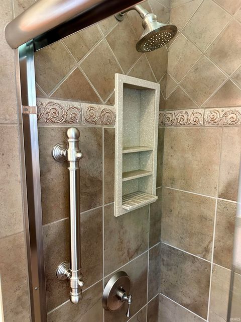 Tiny photo for 1021 N Brentwood Lane, Muncie, IN 47304 (MLS # 202618470)