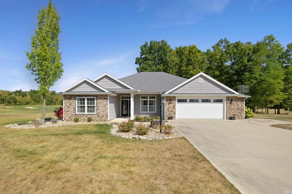 Photo of 3330 Kellygreen Court, Angola, IN 46703 (MLS # 202609458)