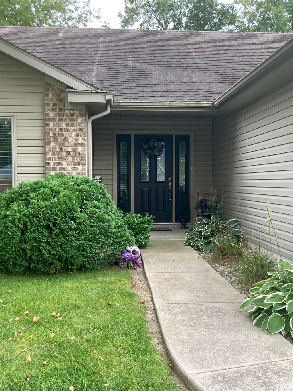 Photo of 309 Ironwood Lane, Ossian, IN 46777 (MLS # 202637756)