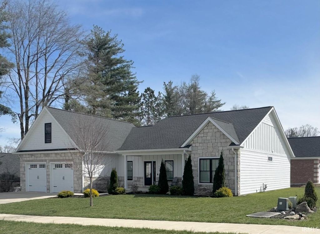 Photo of 752 E Holland Drive, Bloomington, IN 47401 (MLS # 202610194)