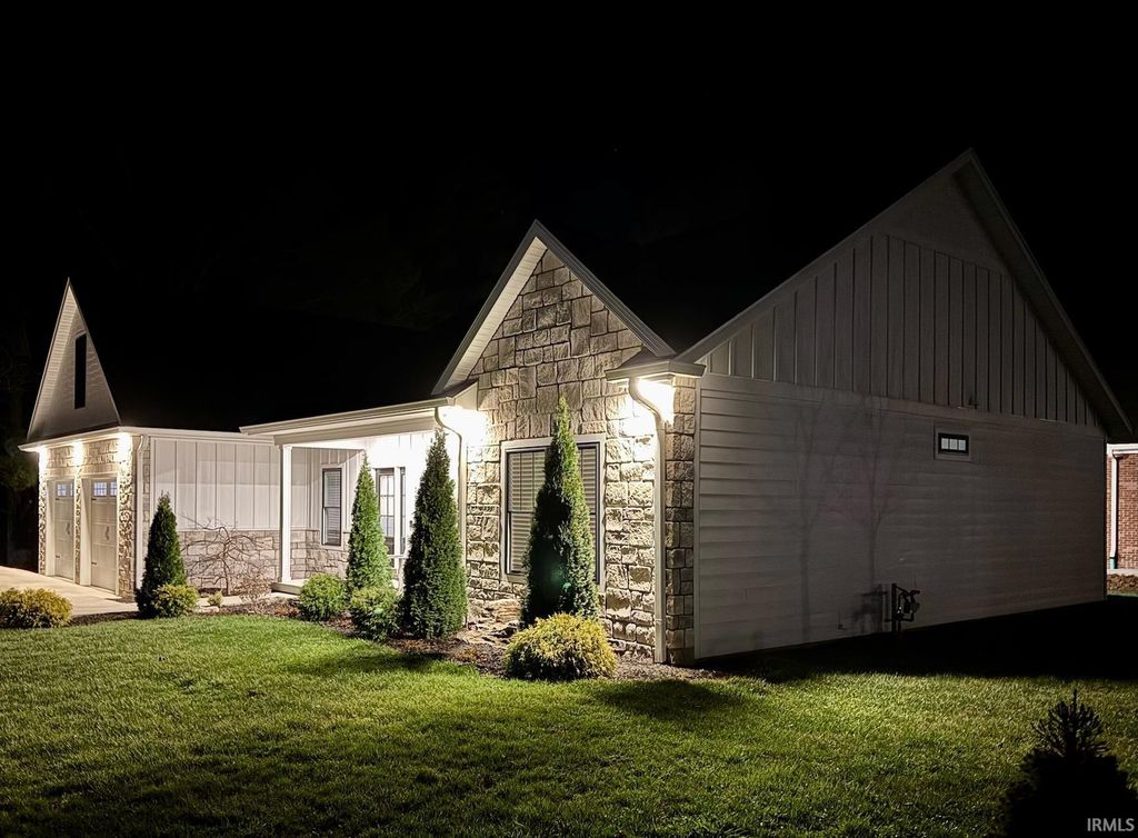 Photo of 752 E Holland Drive, Bloomington, IN 47401 (MLS # 202610194)