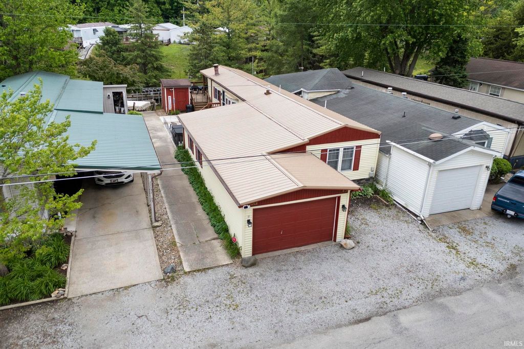 Photo of 11129 N Quiet Water Road, Monticello, IN 47960 (MLS # 202619410)