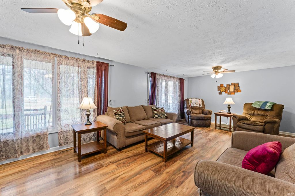 Photo of 1771 N County Road 0 EW, Frankfort, IN 46041 (MLS # 202606996)