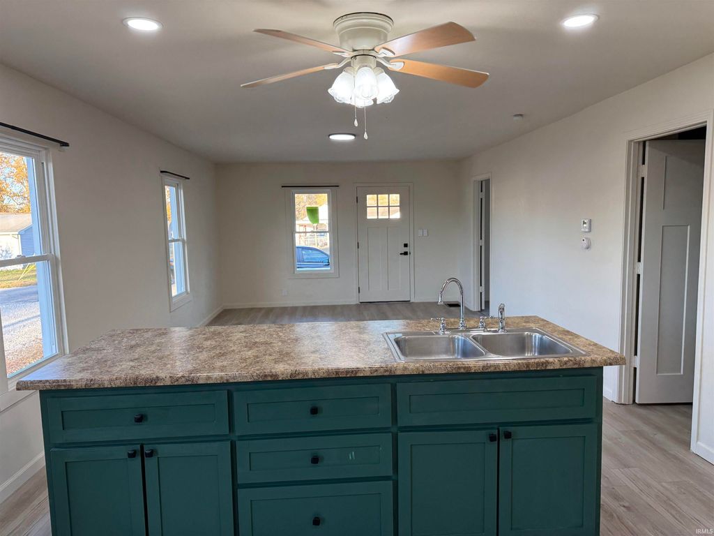 Photo of 1317 Wabash Avenue, Vincennes, IN 47591 (MLS # 202546406)