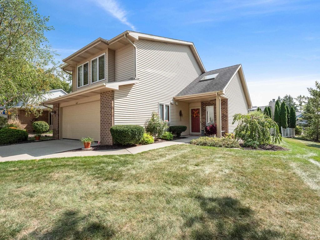 Photo of 4417 Octagon Square, Fort Wayne, IN 46804 (MLS # 202538035)