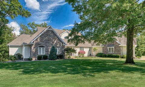 Photo of 14135 Worthington Court, Evansville, IN 47725 (MLS # 202543245)