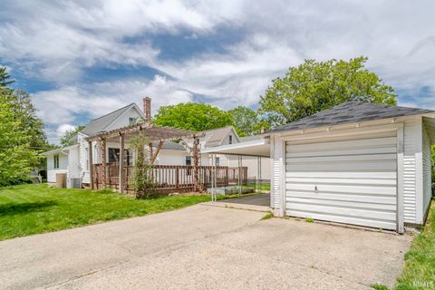 Tiny photo for 1321 S 5th Street, Lafayette, IN 47905 (MLS # 202619604)
