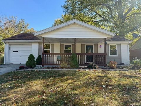 Photo of 2208 Beauvour Court, Kokomo, IN 46902 (MLS # 202542714) Photo of 2208 Beauvour Court, Kokomo, IN 46902 (MLS # 202542714)