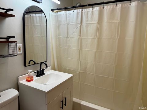 Tiny photo for 2208 Beauvour Court, Kokomo, IN 46902 (MLS # 202542714)