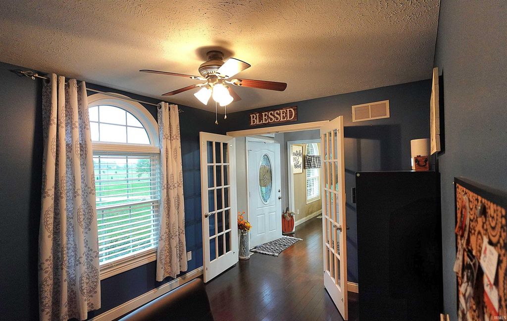 Photo of 9611 Hwy 66 Highway, Wadesville, IN 47638 (MLS # 202545375)