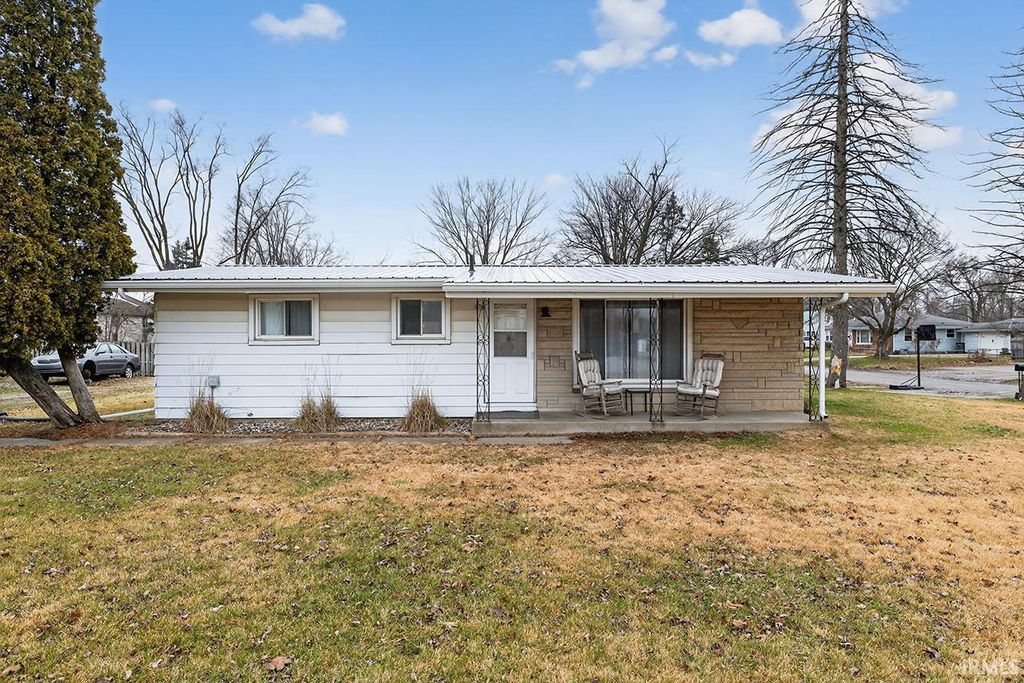 Photo of 1674 Toledo Road, Elkhart, IN 46516 (MLS # 202614846)