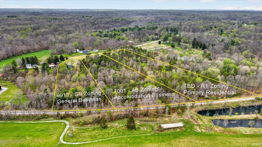 Photo of 6913 N State Road 135, Morgantown, IN 46160 (MLS # 202614899)