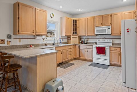 Tiny photo for 3359 Boone Street, West Lafayette, IN 47906 (MLS # 202612110)