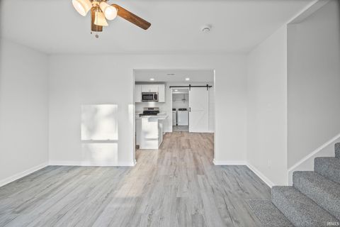 Tiny photo for 712 S 29th Street, Lafayette, IN 47904 (MLS # 202532444)
