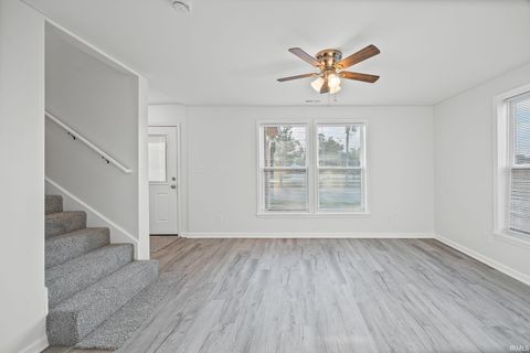 Tiny photo for 712 S 29th Street, Lafayette, IN 47904 (MLS # 202532444)