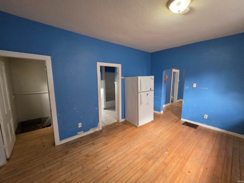 Tiny photo for 221 W Woodland Avenue, Fort Wayne, IN 46807 (MLS # 202637918)