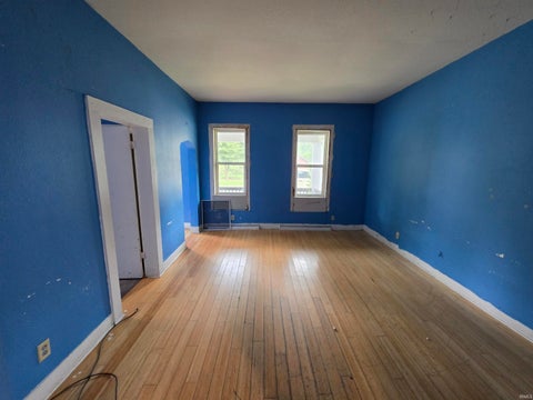 Tiny photo for 221 W Woodland Avenue, Fort Wayne, IN 46807 (MLS # 202637918)